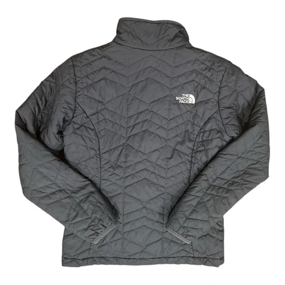 The North Face jacket Size M 10-12 - Picture 5 of 9